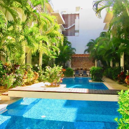 Aqua Terra - Quiet Condo For 4 Плая дел Кармен Екстериор снимка